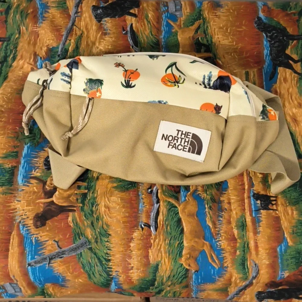 The North Face Waist Pack Fanny Belt Bag Tan Print Adjustable Strap Crossbody